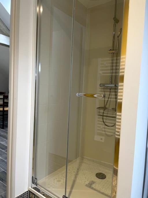 Sejour De Charme Au Boheme Apartment อองบวส ภายนอก รูปภาพ